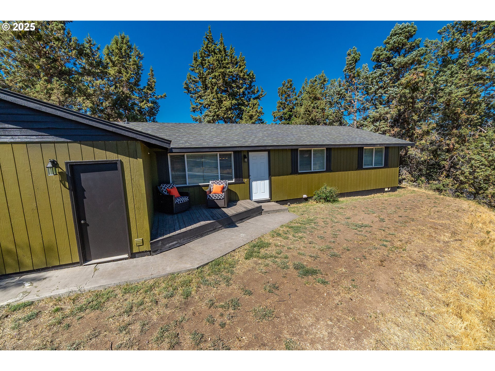Bend, Oregon, 97701, United States, 3 Bedrooms Bedrooms, ,2 BathroomsBathrooms,Residential,For Sale,1960454
