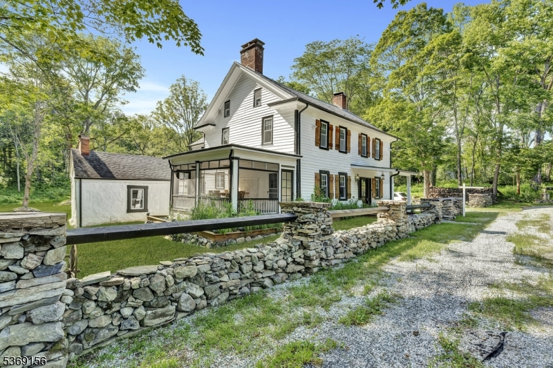Blairstown Twp., New Jersey, 07825, United States, 4 Bedrooms Bedrooms, ,4 BathroomsBathrooms,Residential,For Sale,1901840