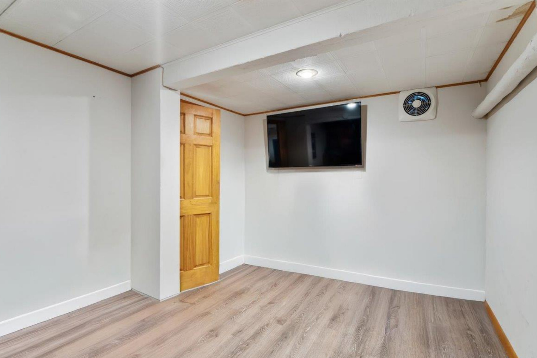  6928 Woodhaven Boulevard, Rego Park, NY, 11374 - 物件實景