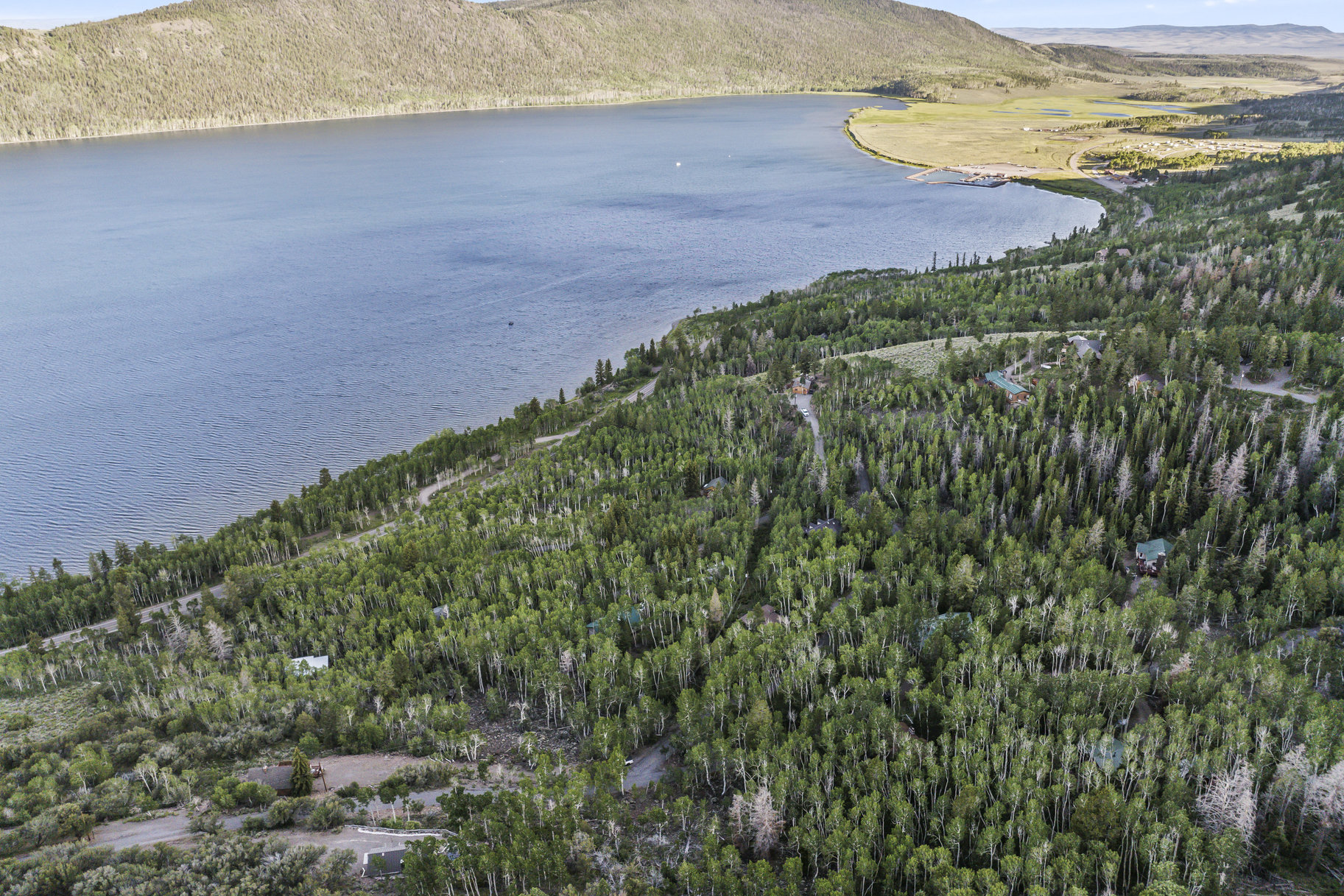  Fish Lake Two-Story Cabin with Views - 物件實景