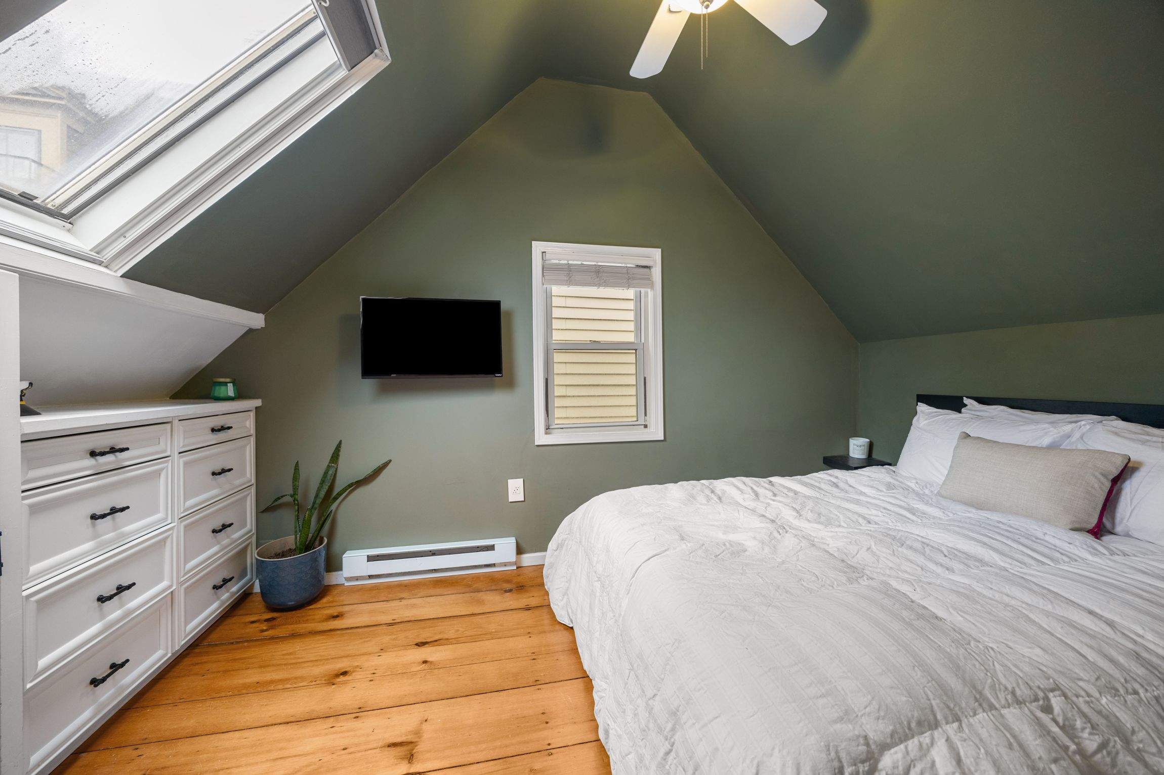  4 Mead Street Ct, Boston, MA, 02129 - 物件實景