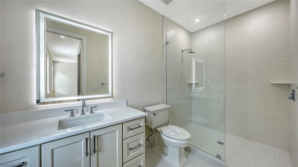 Sarasota, Florida, 34242, United States, 4 Bedrooms Bedrooms, ,6 BathroomsBathrooms,Residential,For Sale,2003081