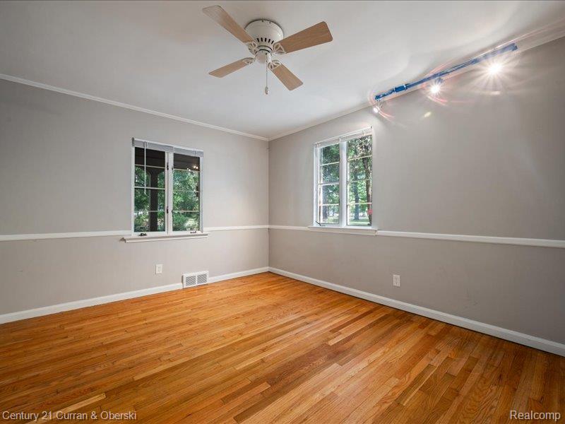 Inkster, Michigan, 48141, United States, 3 Bedrooms Bedrooms, ,3 BathroomsBathrooms,Residential,For Sale,1983266