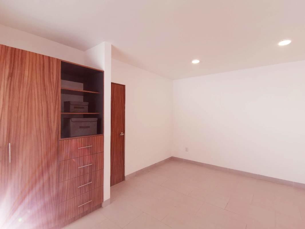 Valle Esmeralda, El Marqués, Querétaro, 76269, Mexico, 3 Bedrooms Bedrooms, ,4 BathroomsBathrooms,Residential,For Sale,Valle Esmeralda,1625749