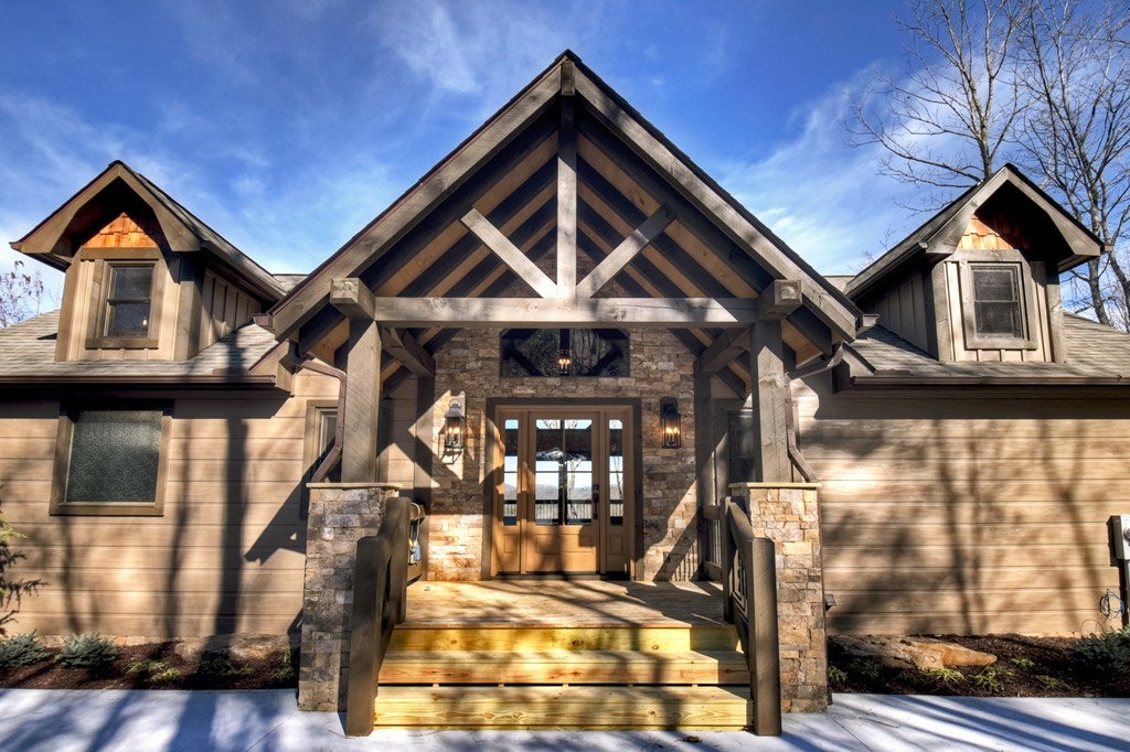 Mineral Bluff, Georgia, 30559, United States, 4 Bedrooms Bedrooms, ,4 BathroomsBathrooms,Residential,For Sale,2010498