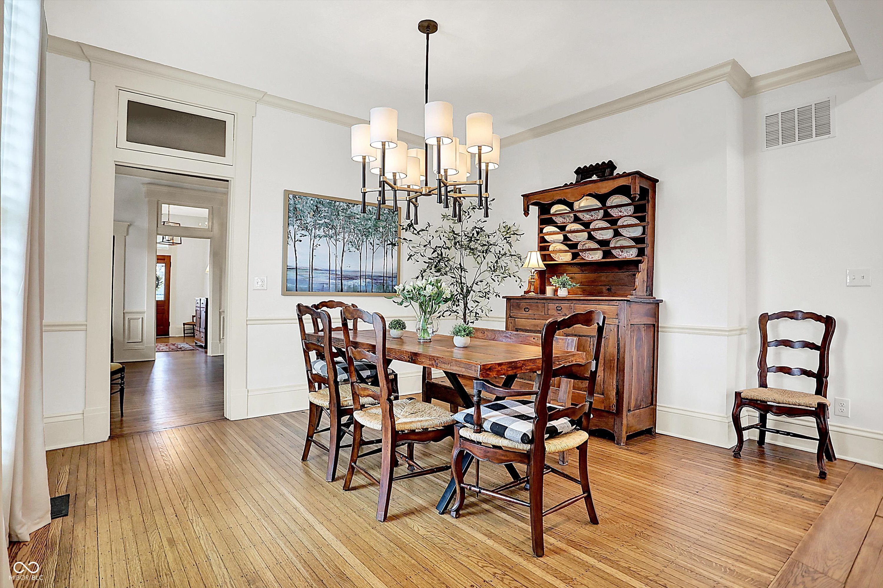 Zionsville, Indiana, 46077, United States, 6 Bedrooms Bedrooms, ,5 BathroomsBathrooms,Residential,For Sale,1766100