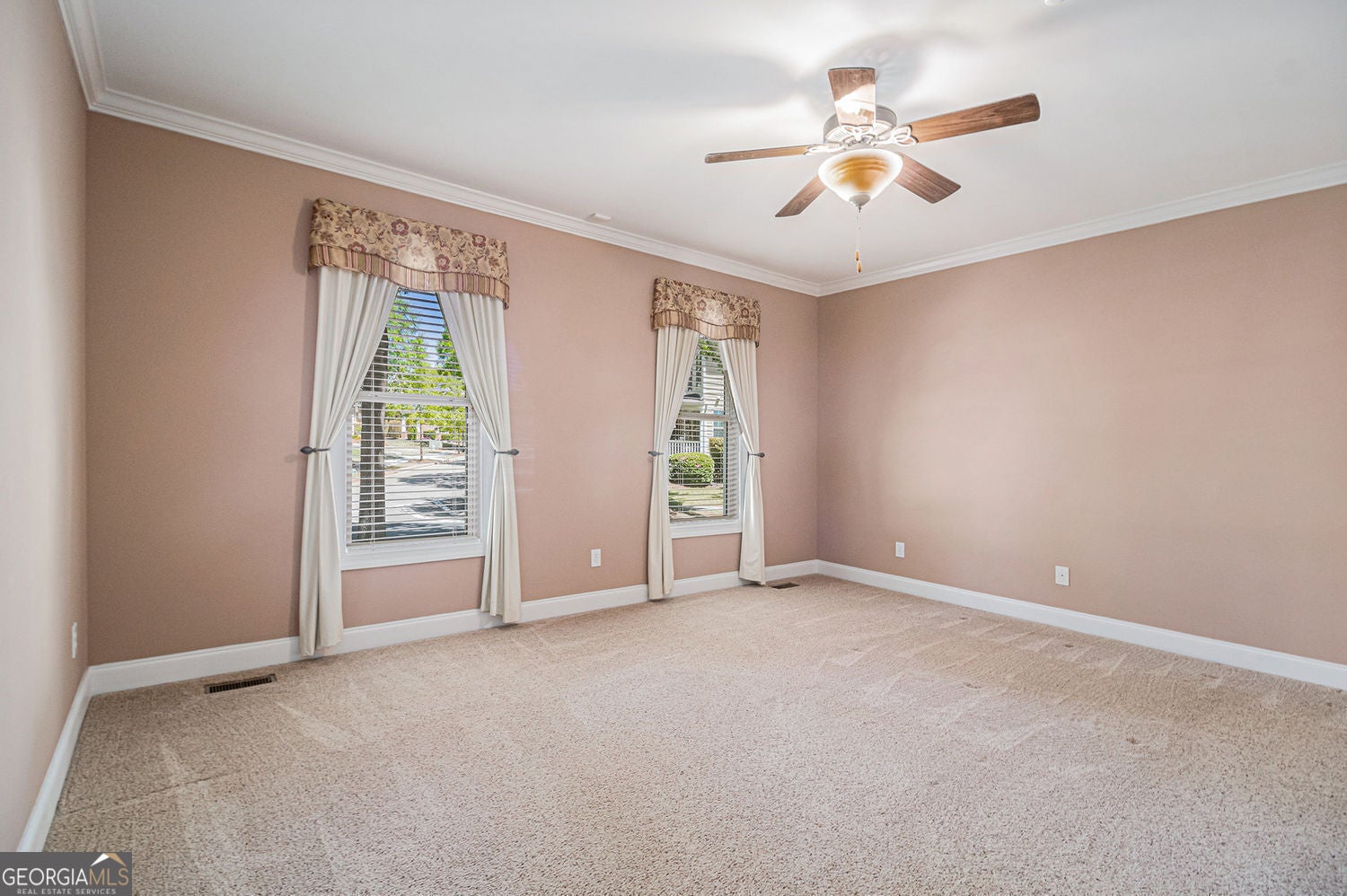 Fayetteville, Georgia, 30214, United States, 4 Bedrooms Bedrooms, ,5 BathroomsBathrooms,Residential,For Sale,1858907