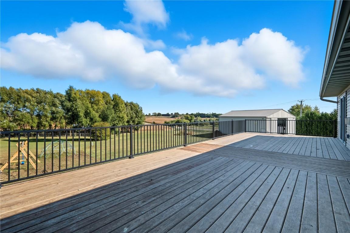 Anamosa, Iowa, 52205, United States, 5 Bedrooms Bedrooms, ,3 BathroomsBathrooms,Residential,For Sale,1975934