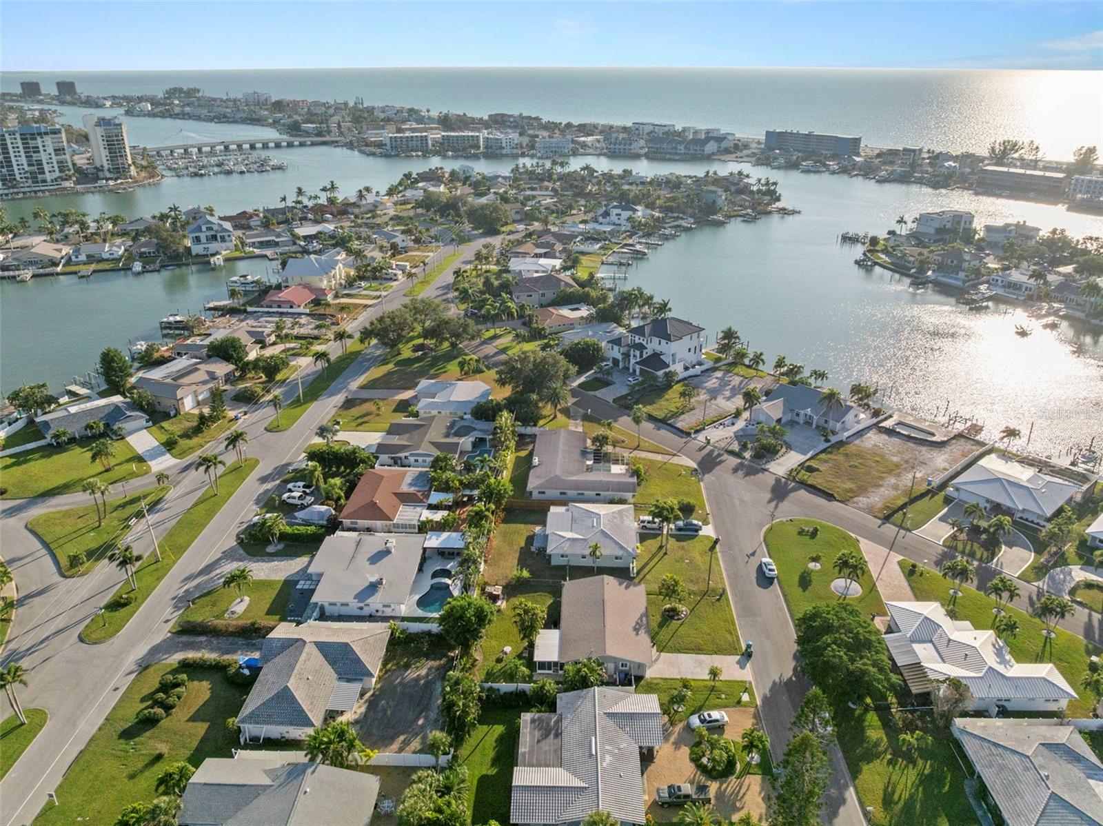 Treasure Island, Florida, 33706, United States, 3 Bedrooms Bedrooms, ,2 BathroomsBathrooms,Residential,For Sale,1996513