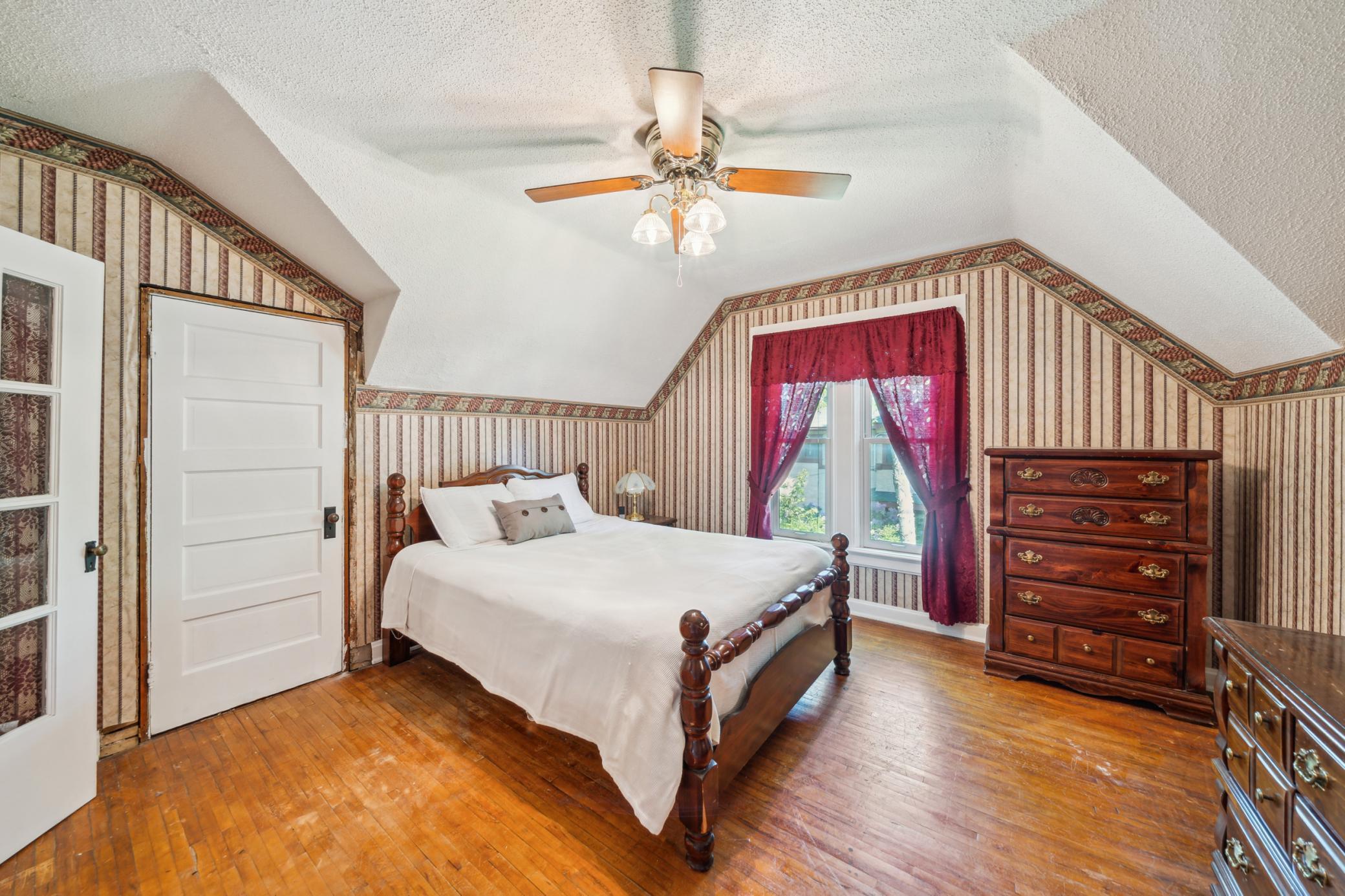 Stillwater, Minnesota, 55082, United States, 4 Bedrooms Bedrooms, ,1 BathroomBathrooms,Residential,For Sale,1848703