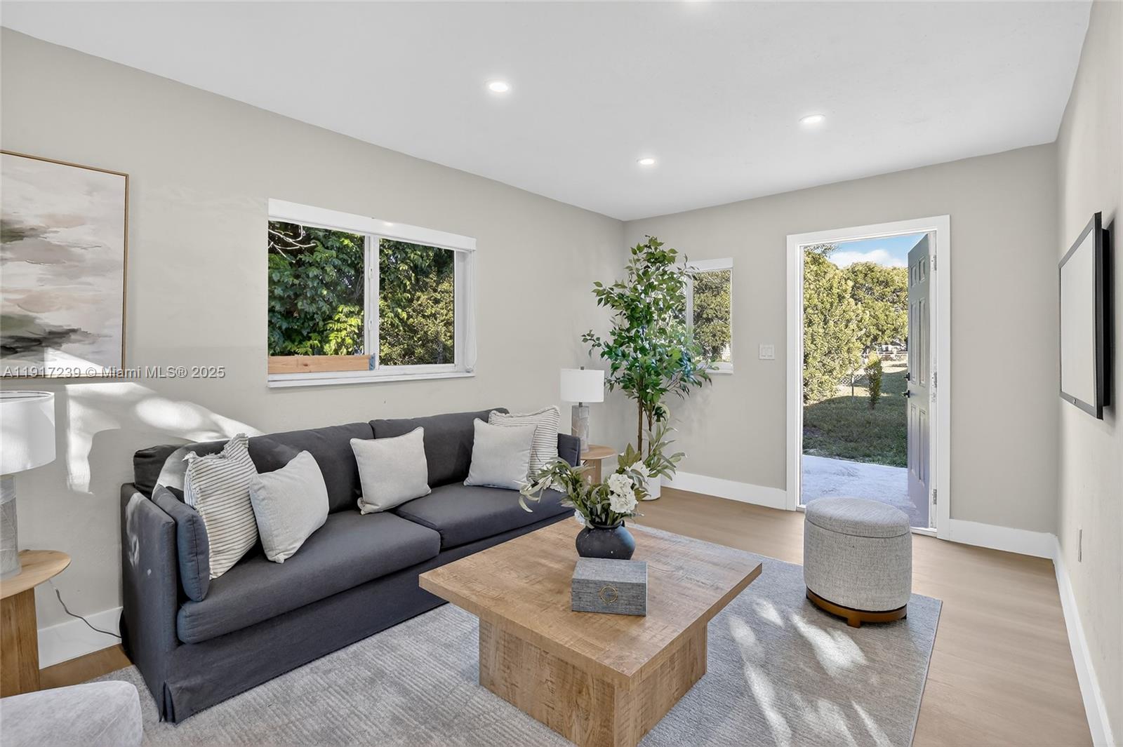 Miami Gardens, Florida, 33056, United States, 3 Bedrooms Bedrooms, ,2 BathroomsBathrooms,Residential,For Sale,1995536