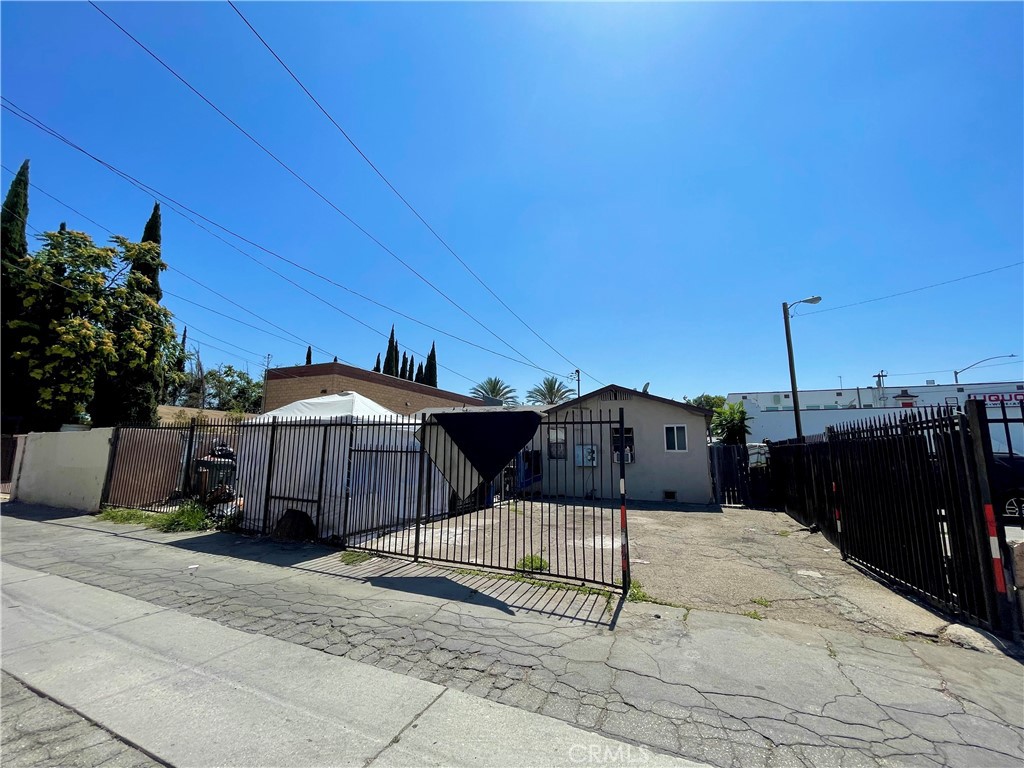 Bell Gardens, California, 90201, United States, ,Residential,For Sale,1899472