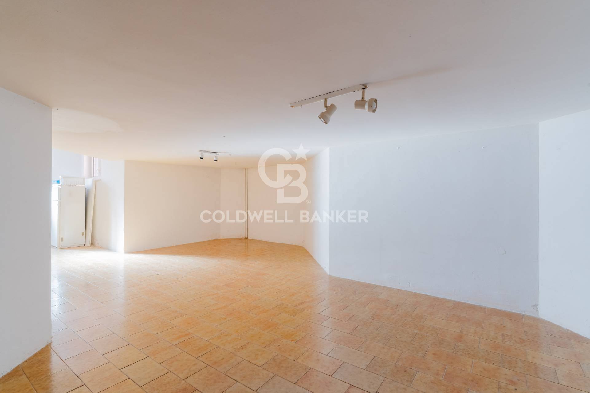 Bari, Bari, 70100, IT, 3 Bedrooms Bedrooms, ,3 BathroomsBathrooms,Residential,For Sale,1991647