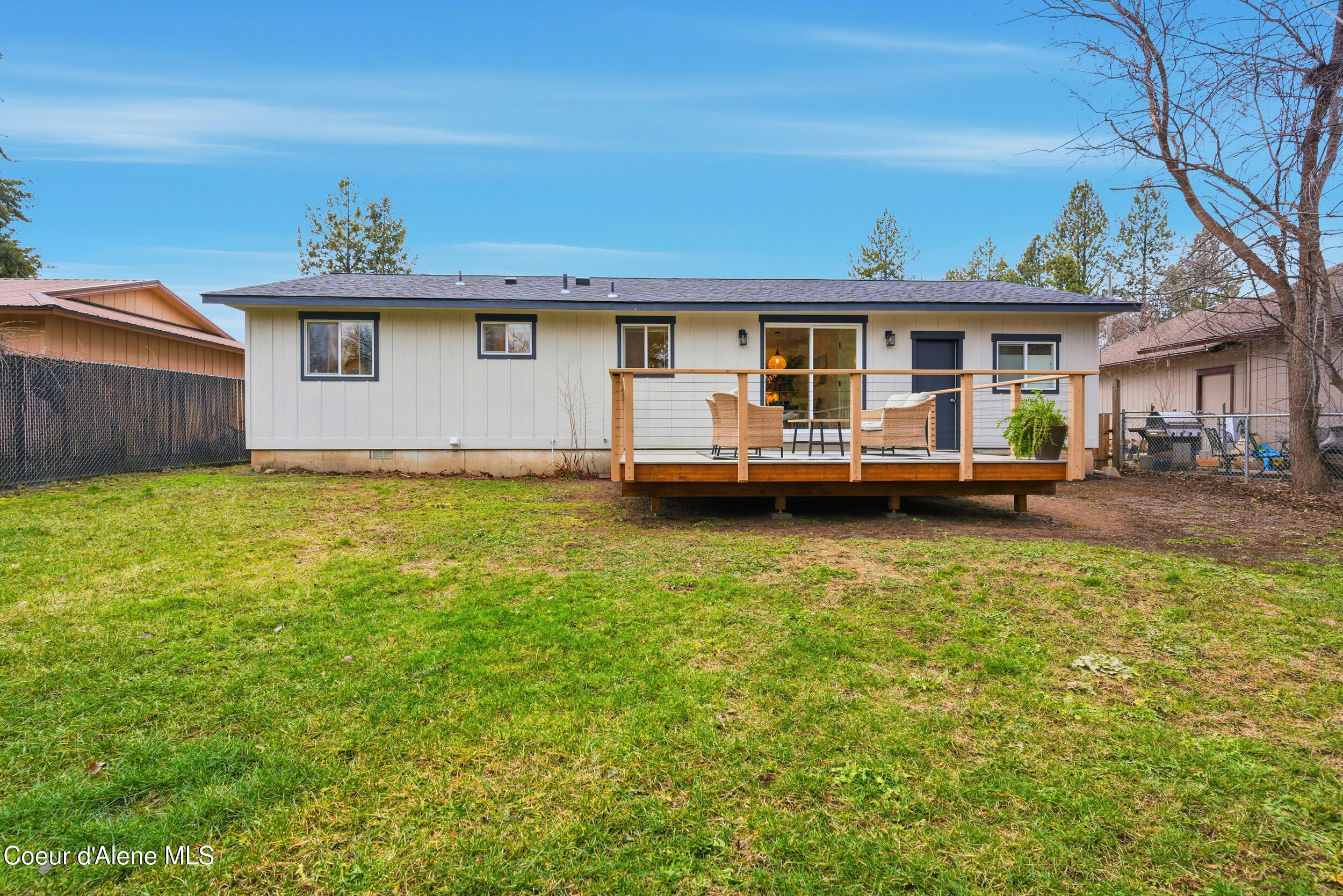 Coeur d'Alene, Idaho, 83814, United States, 2 Bedrooms Bedrooms, ,1 BathroomBathrooms,Residential,For Sale,2010997