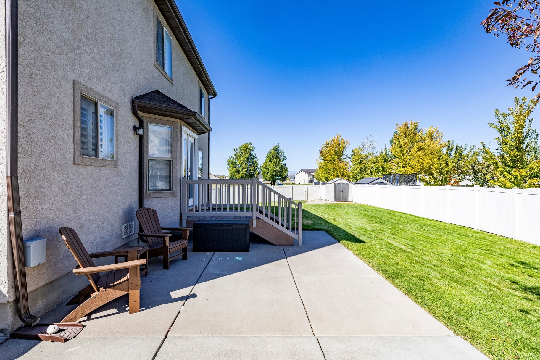  Fantastic Floor Plan in Great West Haven Location - 物件實景