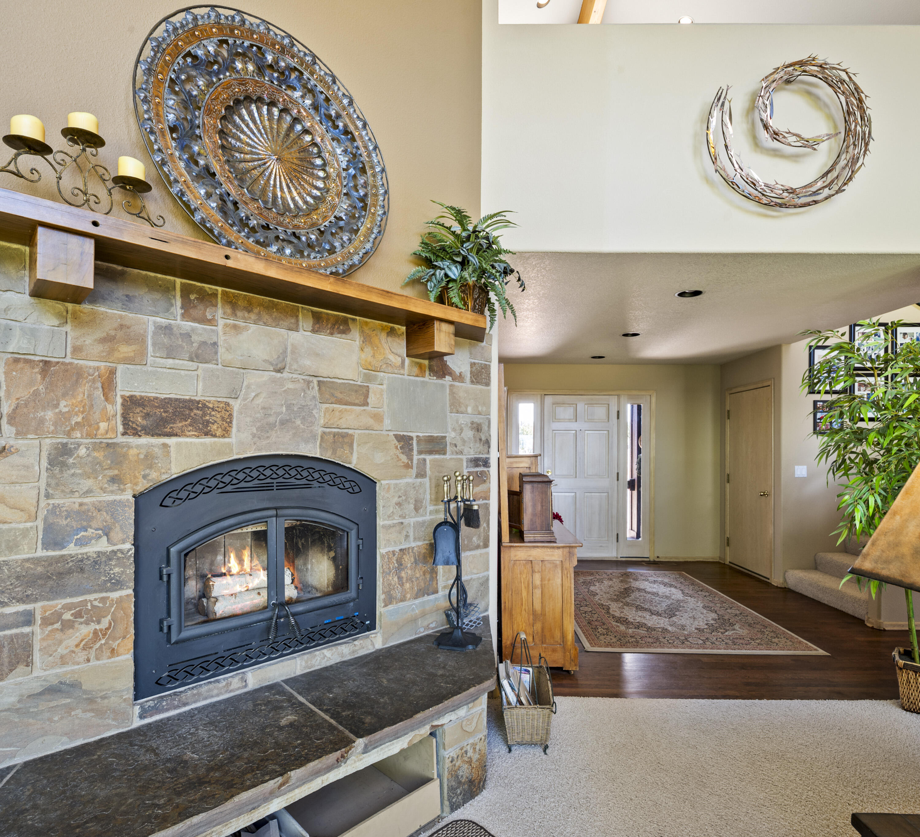 Powell Butte, Oregon, 97753, United States, 4 Bedrooms Bedrooms, ,3 BathroomsBathrooms,Residential,For Sale,1851575