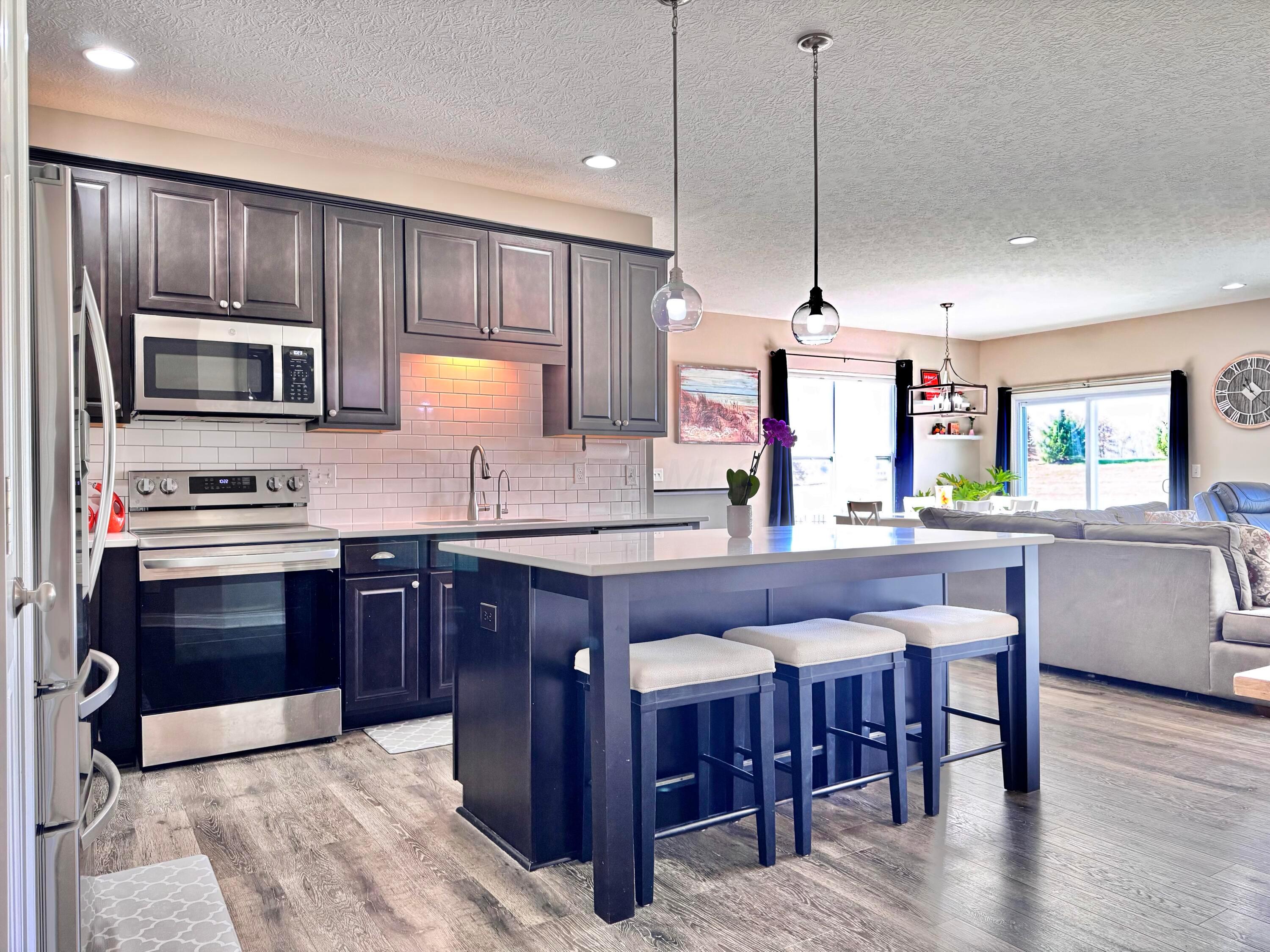 Powell, Ohio, 43065, United States, 3 Bedrooms Bedrooms, ,2 BathroomsBathrooms,Residential,For Sale,1989731