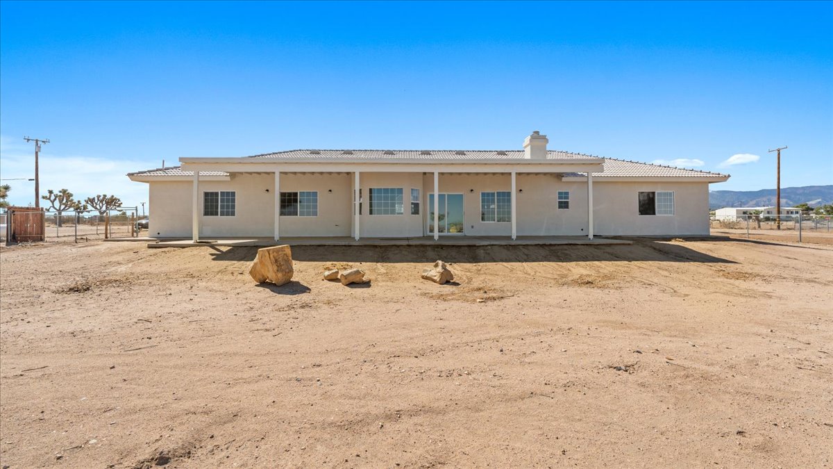 Phelan, California, 92371, United States, 4 Bedrooms Bedrooms, ,3 BathroomsBathrooms,Residential,For Sale,1983019