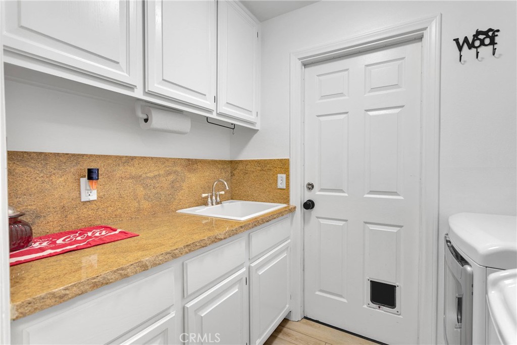 Pinon Hills, California, 92372, United States, 3 Bedrooms Bedrooms, ,2 BathroomsBathrooms,Residential,For Sale,2010420