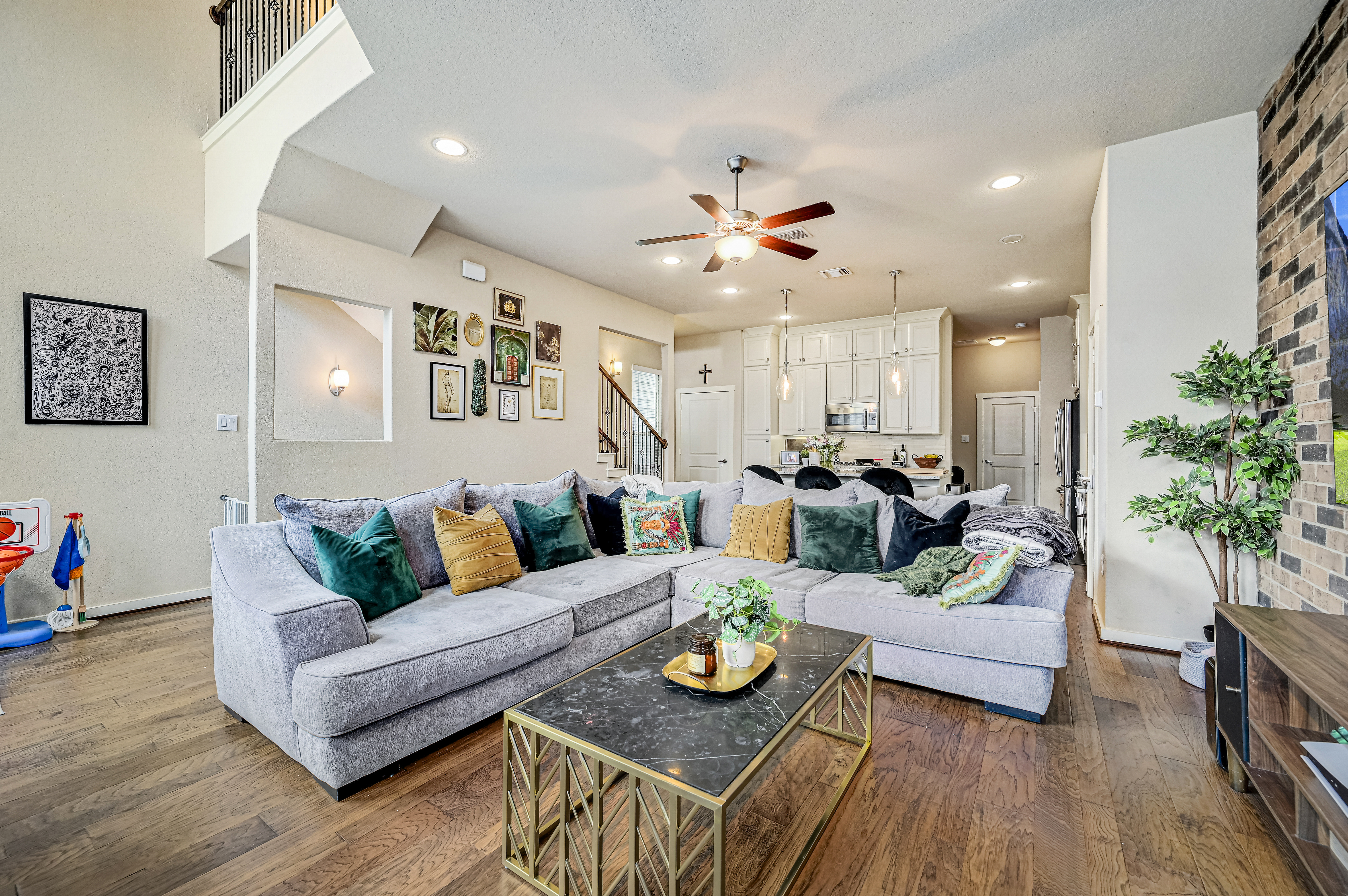  Modern Living, Central Convenience - 物件實景