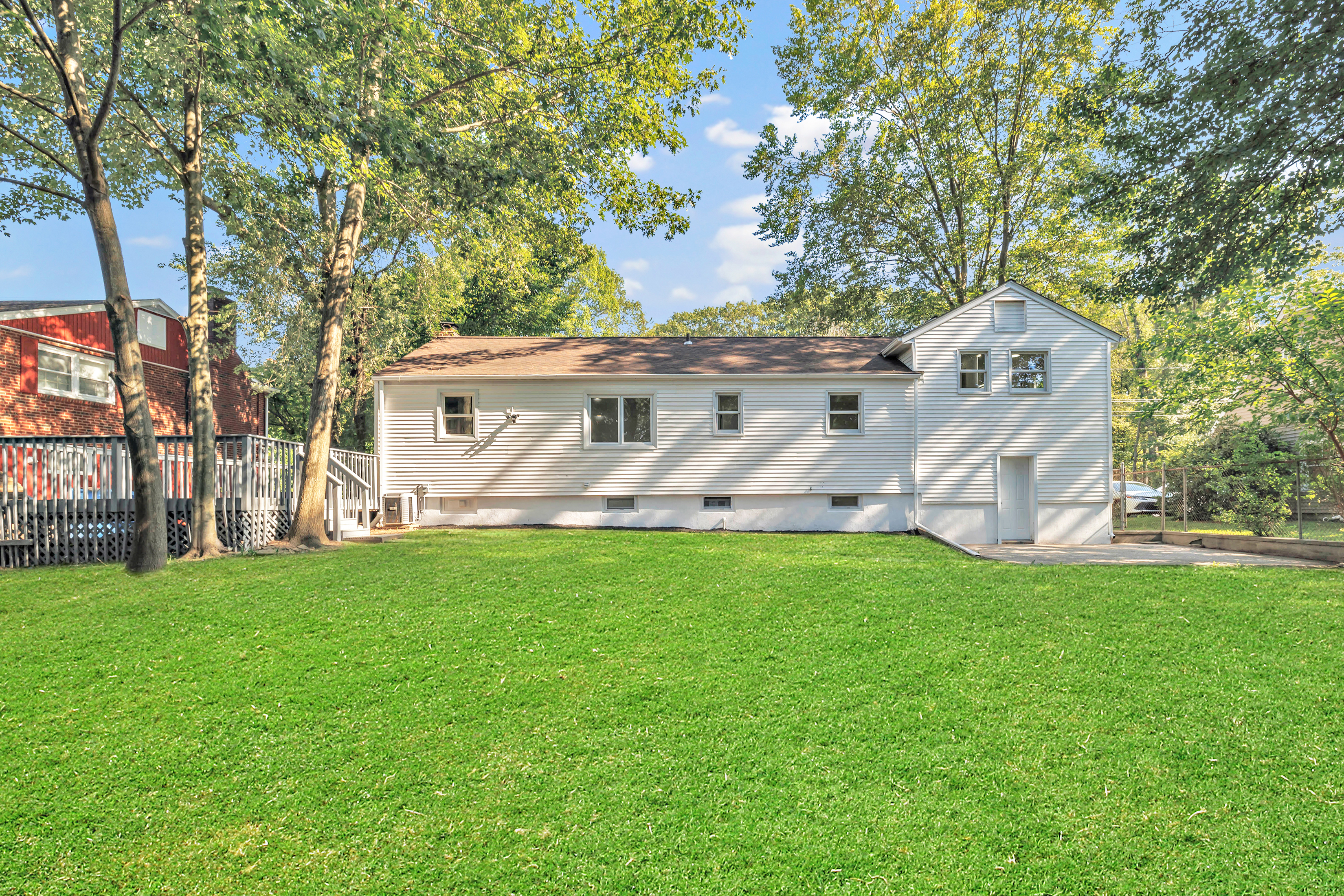 bridgeport, Connecticut, 06606, United States, 4 Bedrooms Bedrooms, ,3 BathroomsBathrooms,Residential,For Sale,1903043