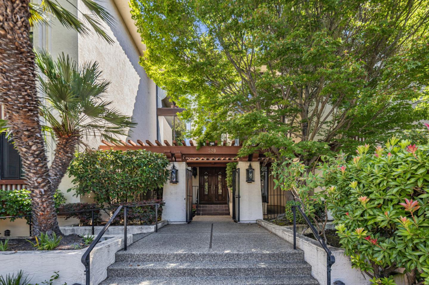 San Mateo, California, 94401, United States, 3 Bedrooms Bedrooms, ,2 BathroomsBathrooms,Residential,For Sale,1885391