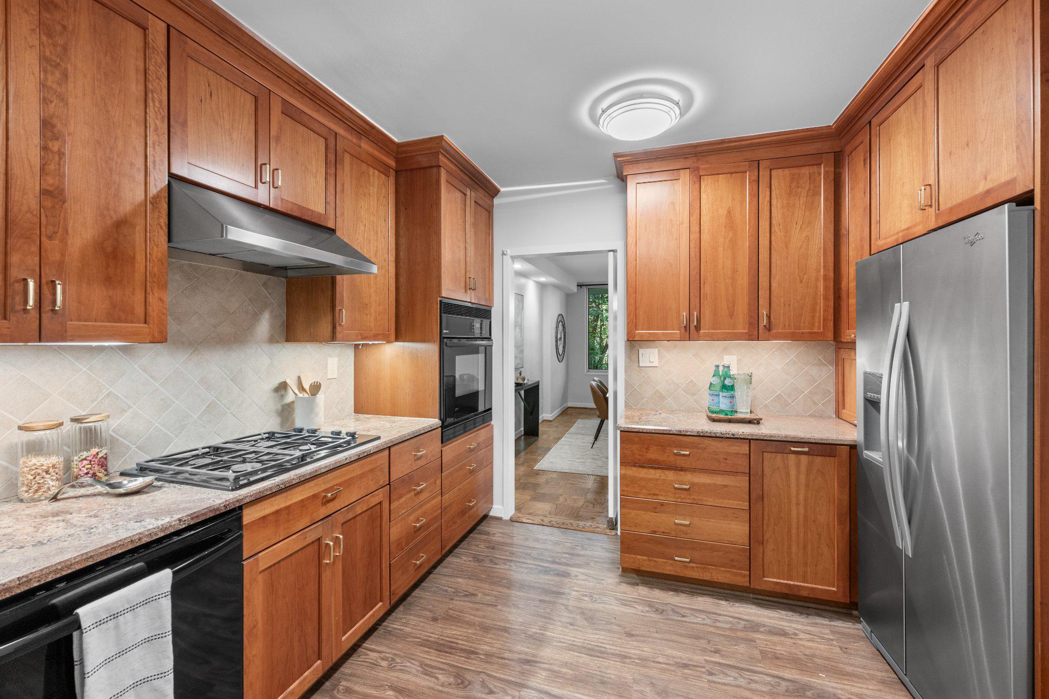  4100 Cathedral Avenue NW, Washington, DC, 20016 - 物件實景
