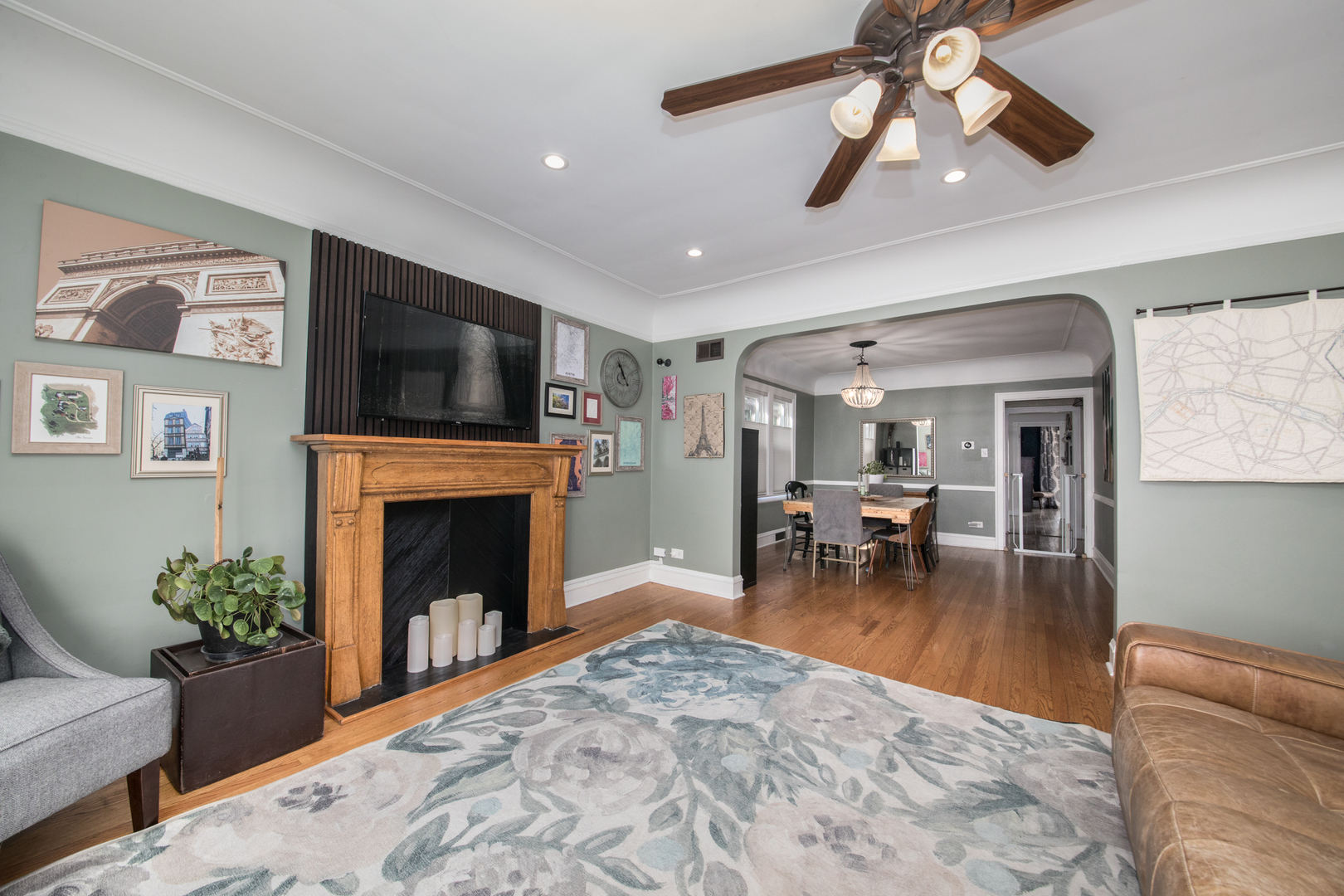 Chicago, Illinois, 60707, United States, 4 Bedrooms Bedrooms, ,2 BathroomsBathrooms,Residential,For Sale,1939861