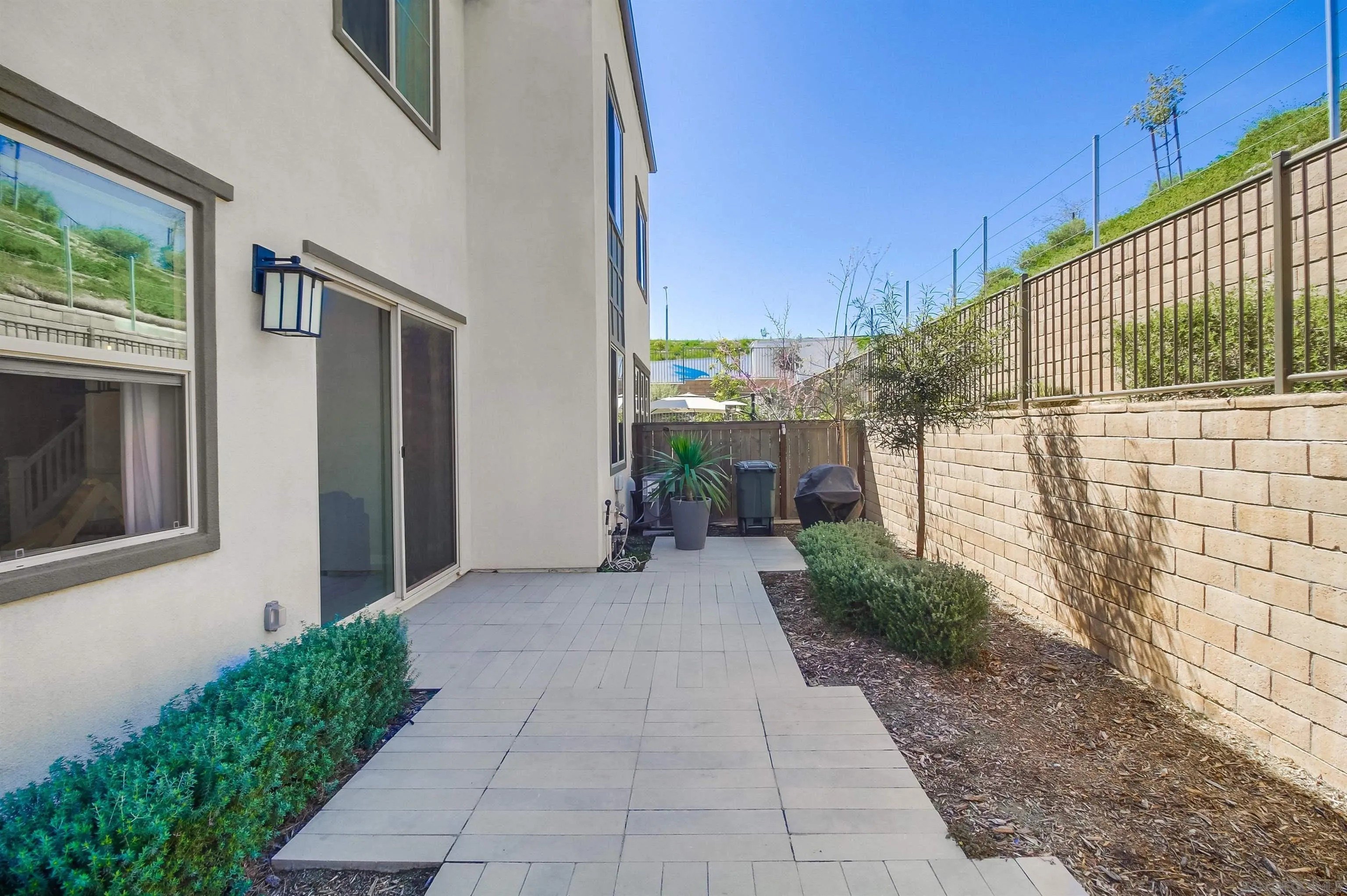 Chula Vista, California, 91913, United States, 4 Bedrooms Bedrooms, ,3 BathroomsBathrooms,Residential,For Sale,1949636