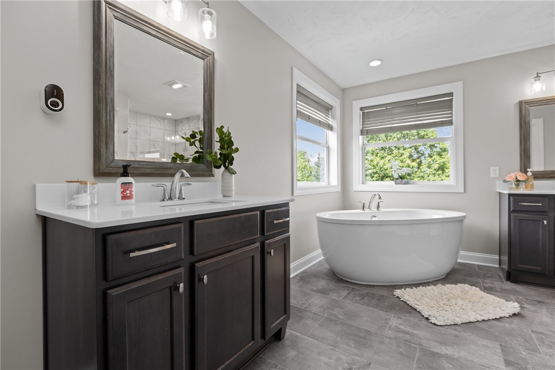 North Huntingdon, Pennsylvania, 15642, United States, 4 Bedrooms Bedrooms, ,3 BathroomsBathrooms,Residential,For Sale,1997748