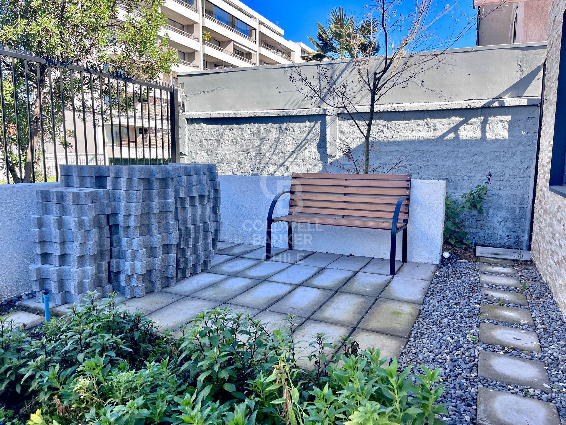 Vitacura, Chile, 3 Bedrooms Bedrooms, ,4 BathroomsBathrooms,Residential,For Sale,1898665