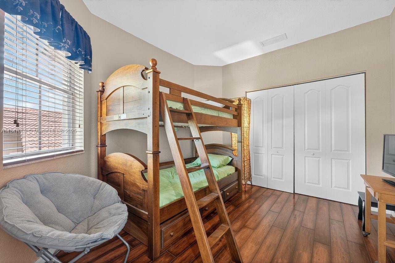 Homestead, Florida, 33033, United States, 7 Bedrooms Bedrooms, ,3 BathroomsBathrooms,Residential,For Sale,1903870