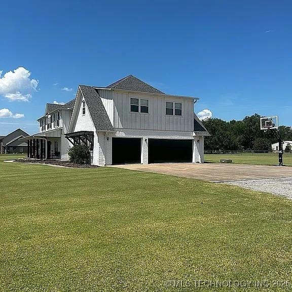 Fort Gibson, Oklahoma, 74434, United States, 5 Bedrooms Bedrooms, ,3 BathroomsBathrooms,Residential,For Sale,1980443