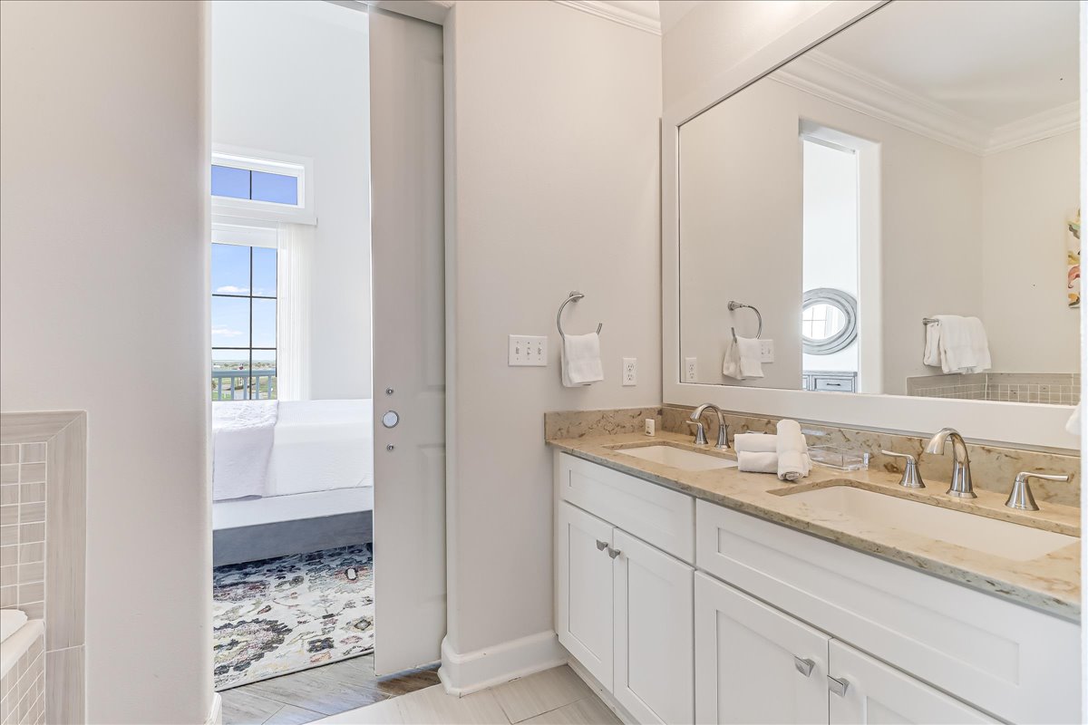 Port Aransas, Texas, 78373, United States, 3 Bedrooms Bedrooms, ,5 BathroomsBathrooms,Residential,For Sale,1994258