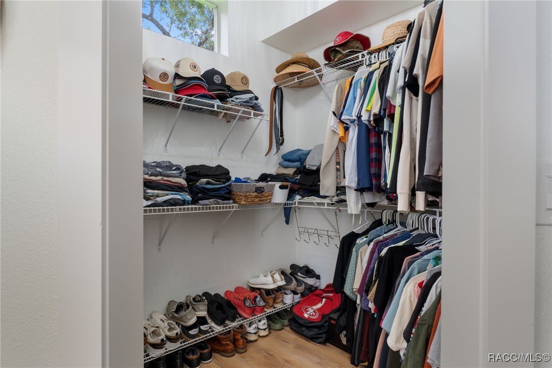 Beverly Hills, Florida, 34465, United States, 3 Bedrooms Bedrooms, ,2 BathroomsBathrooms,Residential,For Sale,1976634