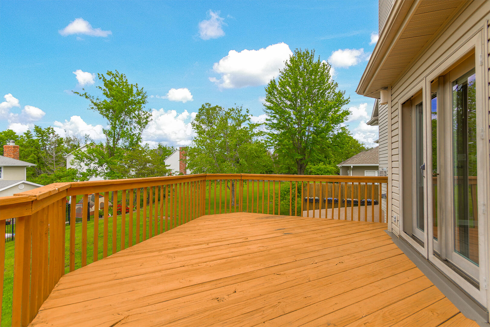 COLUMBIA, Missouri, 65203, United States, 5 Bedrooms Bedrooms, ,4 BathroomsBathrooms,Residential,For Sale,1934961