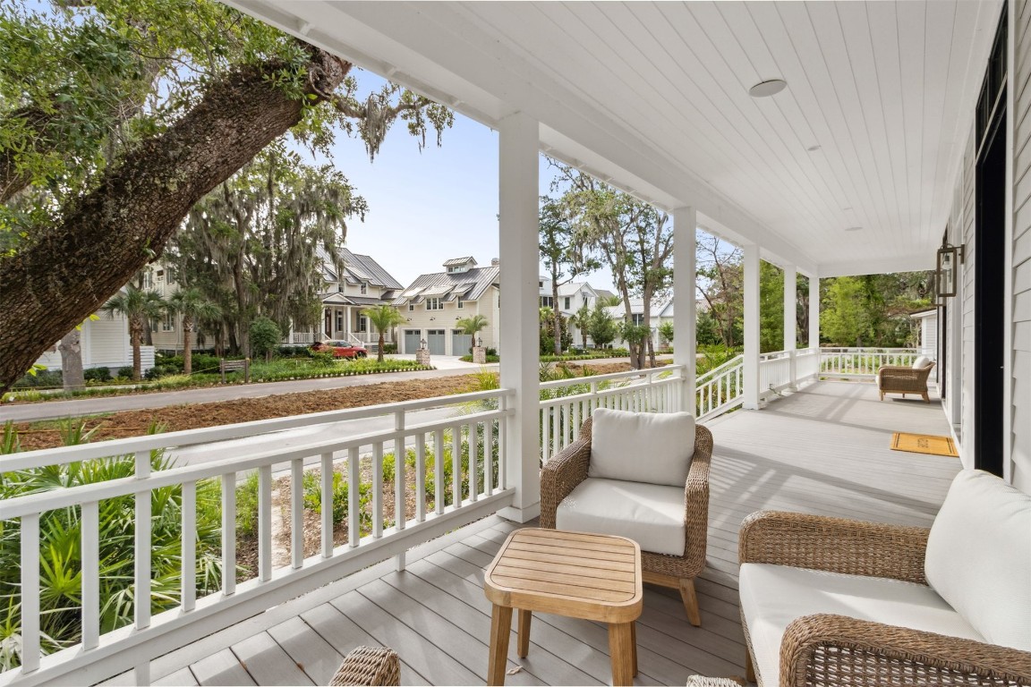 Fernandina Beach, Florida, 32034, United States, 5 Bedrooms Bedrooms, ,4 BathroomsBathrooms,Residential,For Sale,1983065