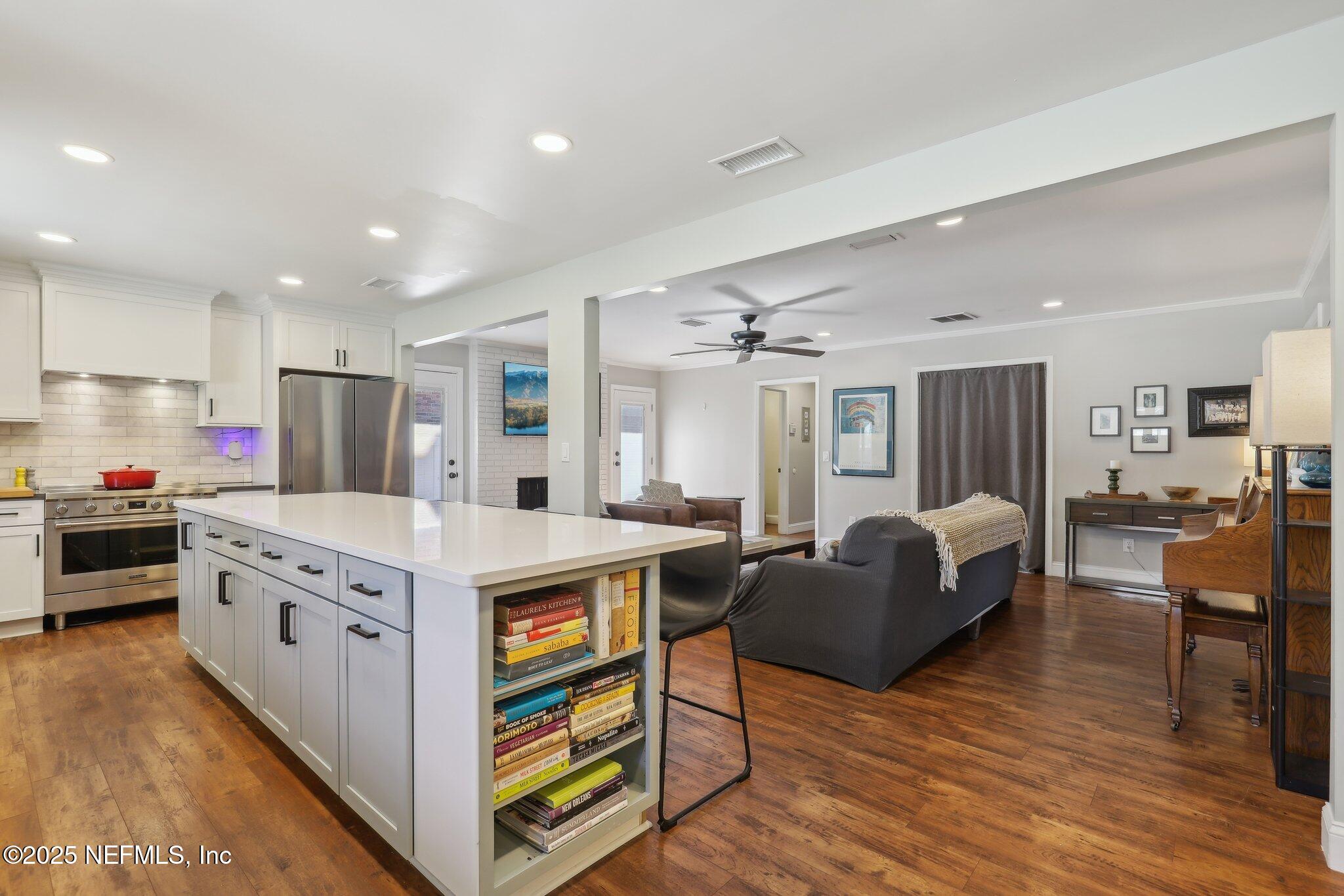 Jacksonville, Florida, 32225, United States, 4 Bedrooms Bedrooms, ,3 BathroomsBathrooms,Residential,For Sale,1827062