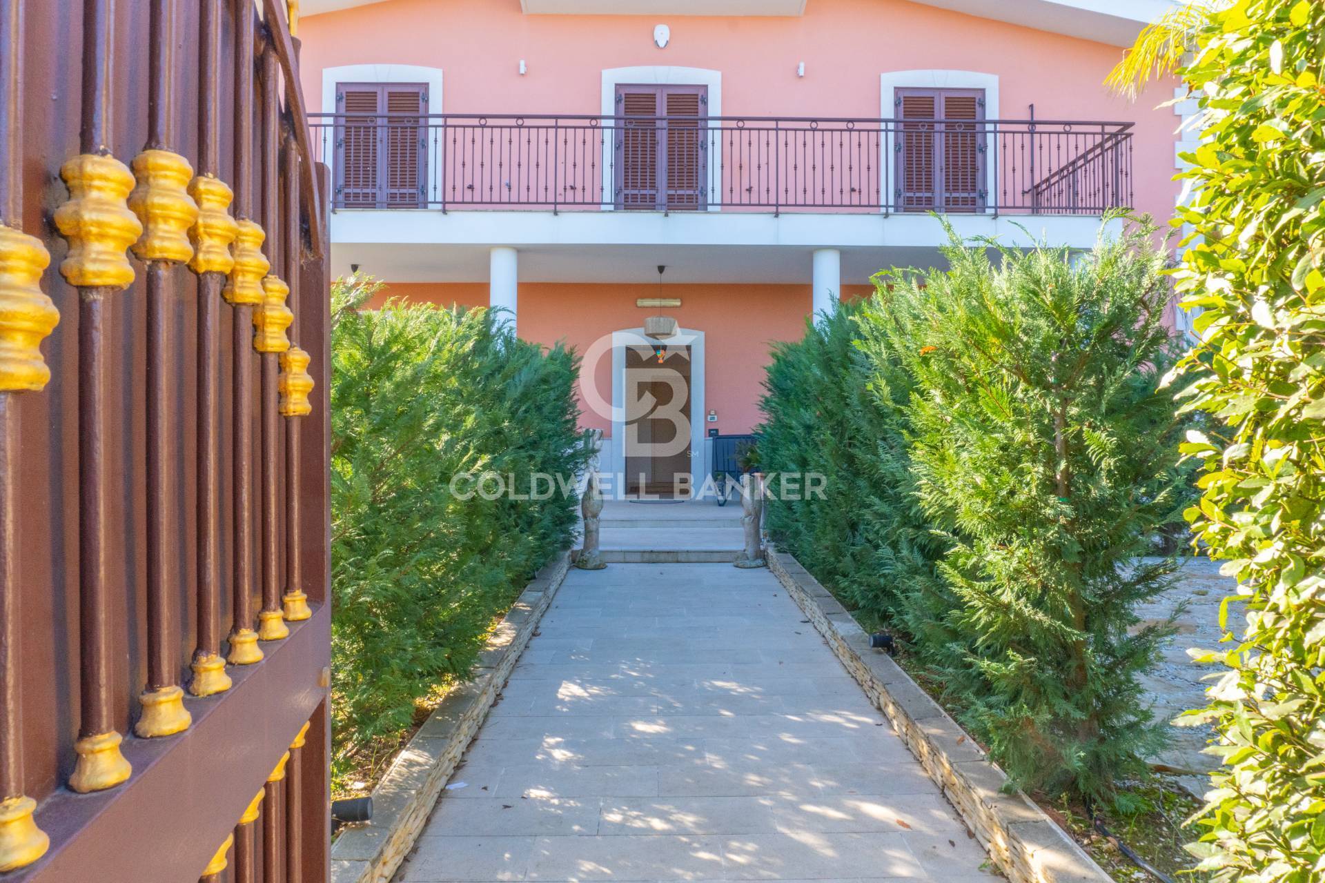 Trani, Barletta-Andria-Trani, 70059, IT, 5 Bedrooms Bedrooms, ,5 BathroomsBathrooms,Residential,For Sale,1967517
