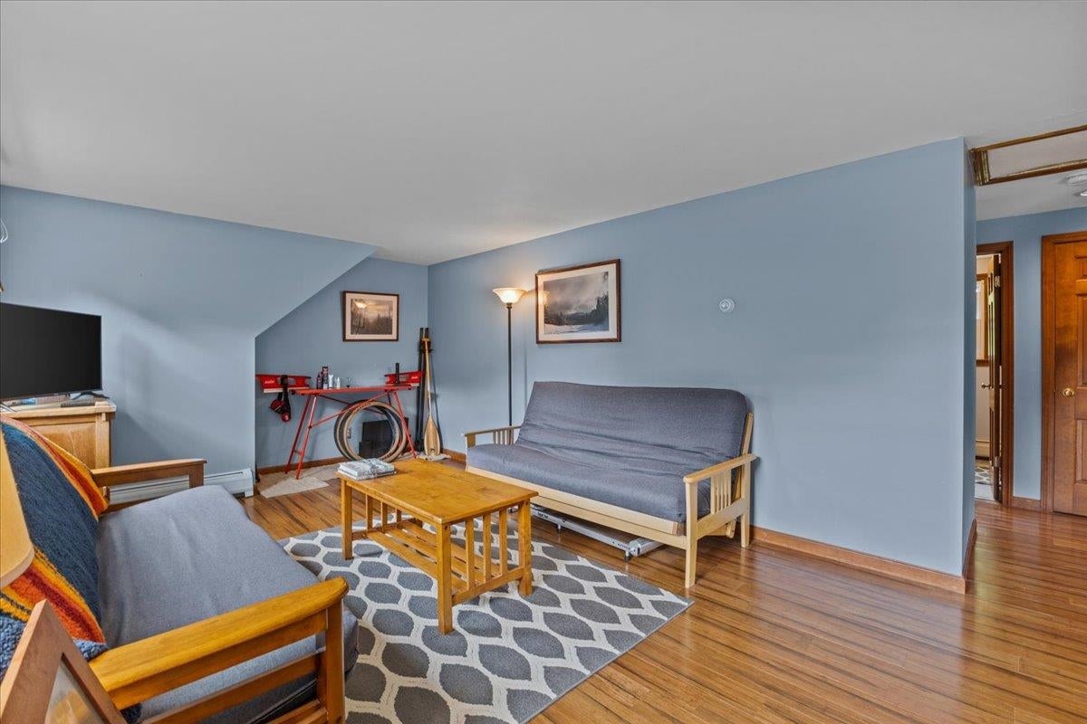 Stowe, Vermont, 05672, United States, 6 Bedrooms Bedrooms, ,4 BathroomsBathrooms,Residential,For Sale,1840743