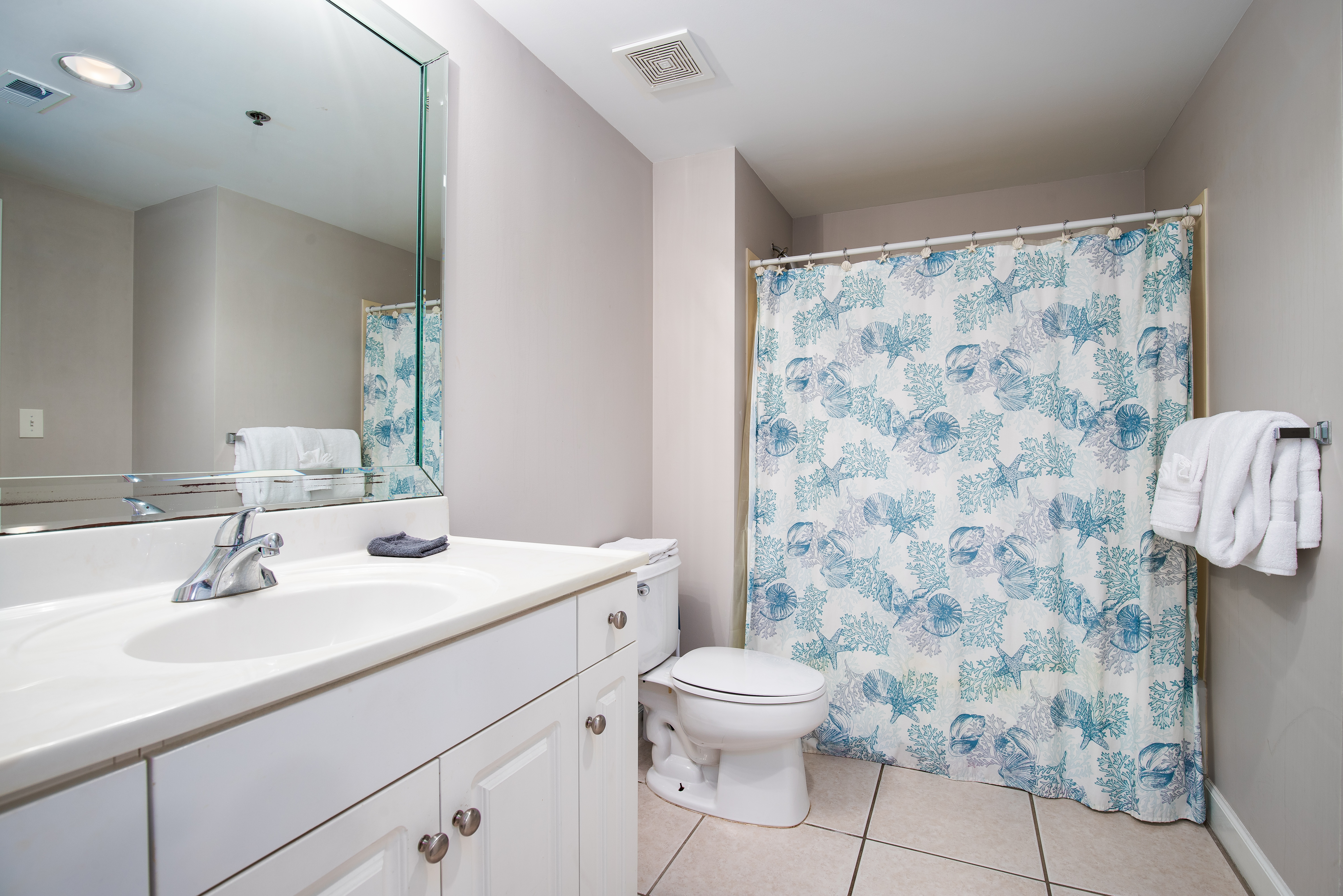  Renovated Sterling Shores Condo with Bunk Room, Gulf Glimpses & Beach Access - 物件實景