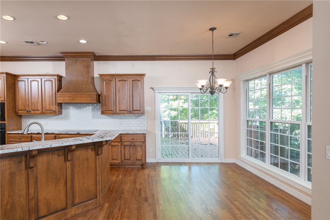 Bella Vista, Arkansas, 72715, United States, 3 Bedrooms Bedrooms, ,4 BathroomsBathrooms,Residential,For Sale,1971297