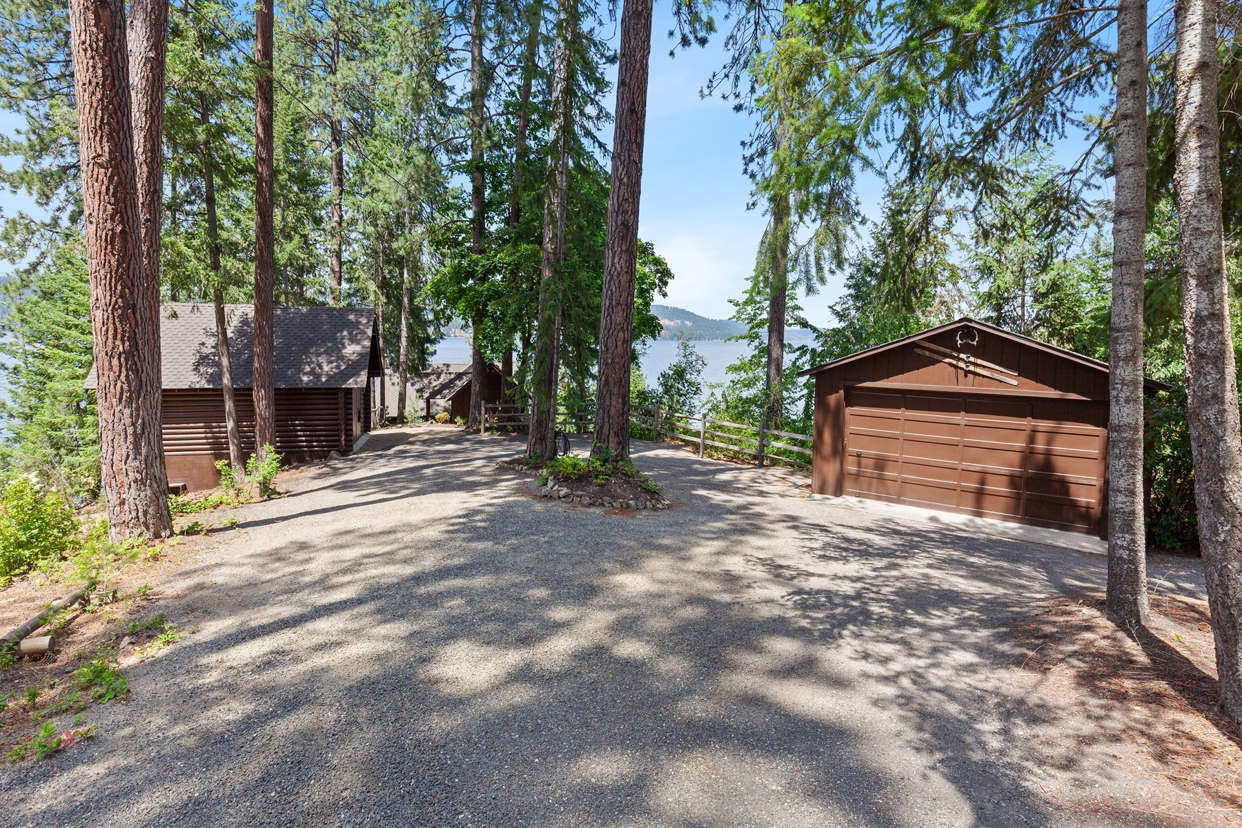  Captivating Upscale Log Lakefront Retreat - 物件實景