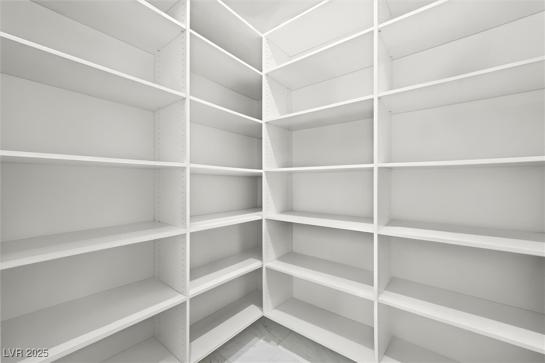 Las Vegas, Nevada, 89135, United States, 3 Bedrooms Bedrooms, ,4 BathroomsBathrooms,Residential,For Sale,1993363