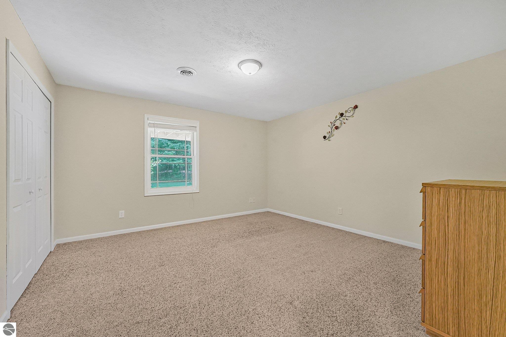 Traverse City, Michigan, 49684, United States, 5 Bedrooms Bedrooms, ,4 BathroomsBathrooms,Residential,For Sale,1835244