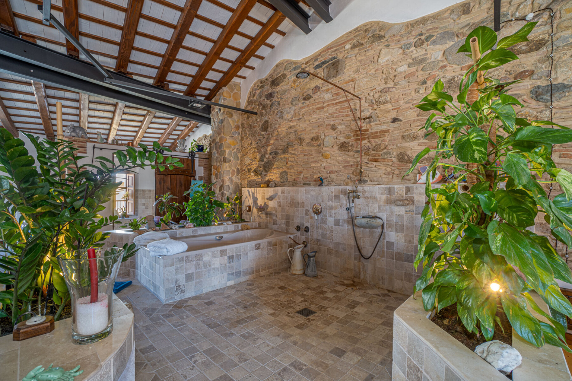  Historic 1887 townhouse with courtyard and a high quality restoration. - 物件實景