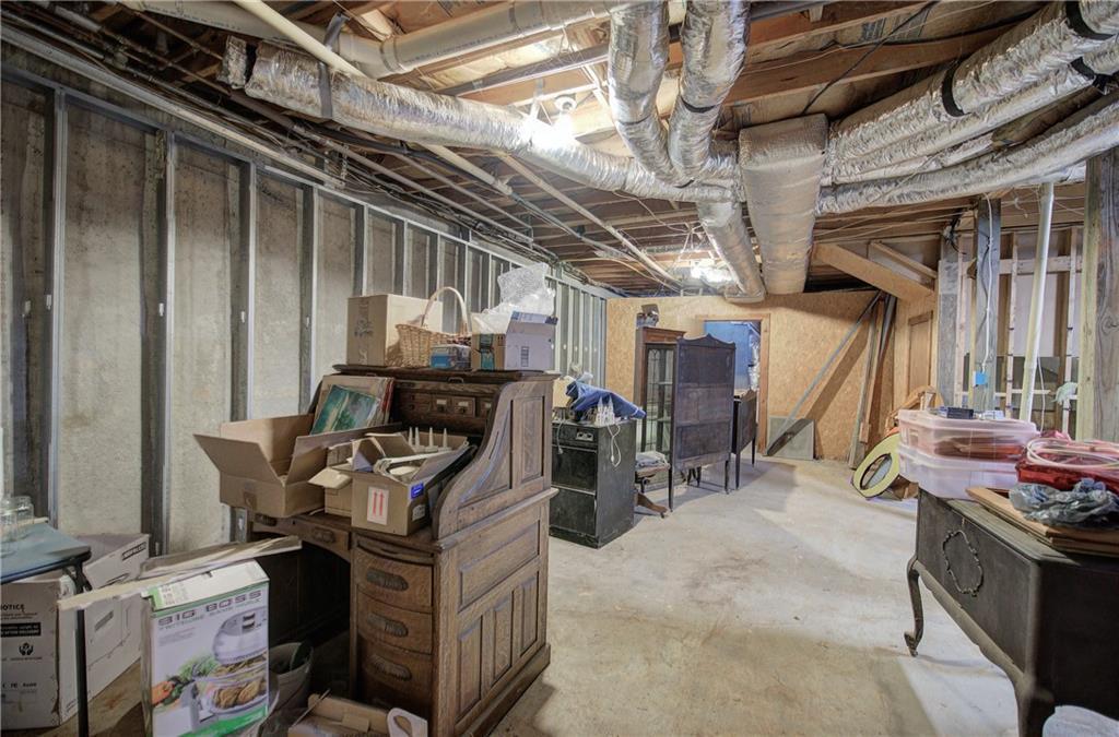 Adairsville, Georgia, 30103, United States, 3 Bedrooms Bedrooms, ,3 BathroomsBathrooms,Residential,For Sale,1848966