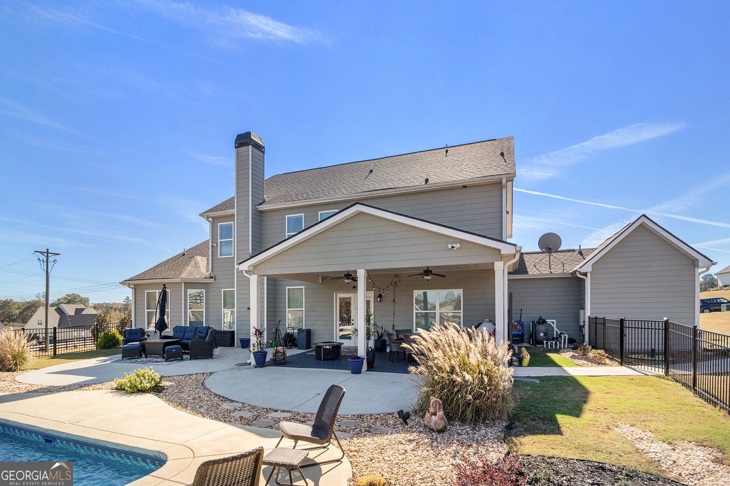 Senoia, Georgia, 30276, United States, 5 Bedrooms Bedrooms, ,4 BathroomsBathrooms,Residential,For Sale,1985823