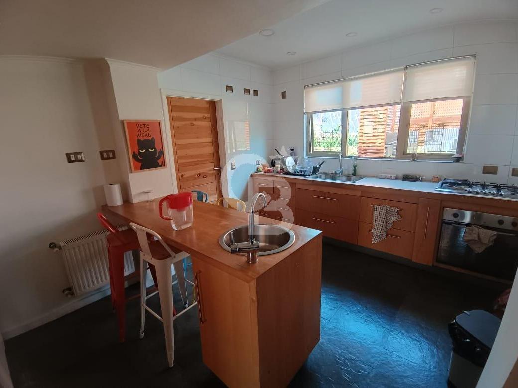 Puerto Montt, Chile, 5 Bedrooms Bedrooms, ,3 BathroomsBathrooms,Residential,For Sale,1998217