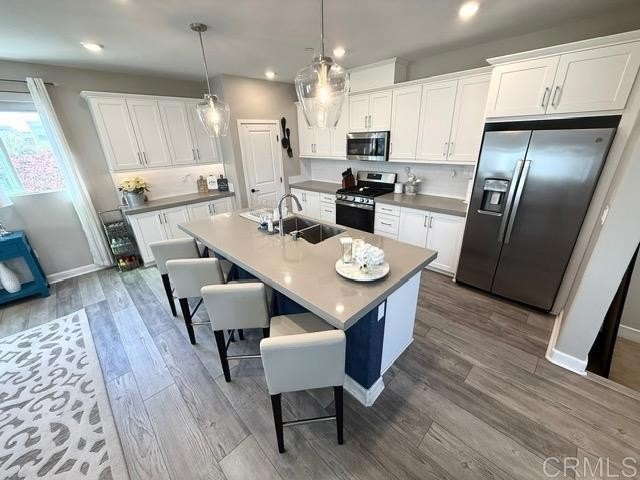 Chula Vista, California, 91915, United States, 4 Bedrooms Bedrooms, ,5 BathroomsBathrooms,Residential,For Sale,1889909